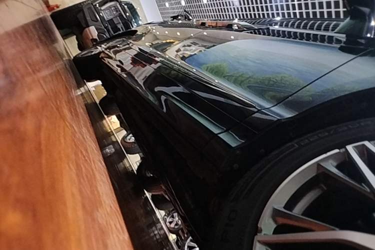Used Honda Elysion 2019 2.0L Hybrid Luxury Edition Right Side Sill