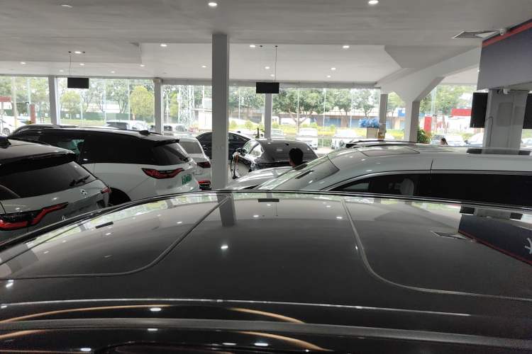 Used Honda Elysion 2019 2.0L Hybrid Luxury Edition Roof