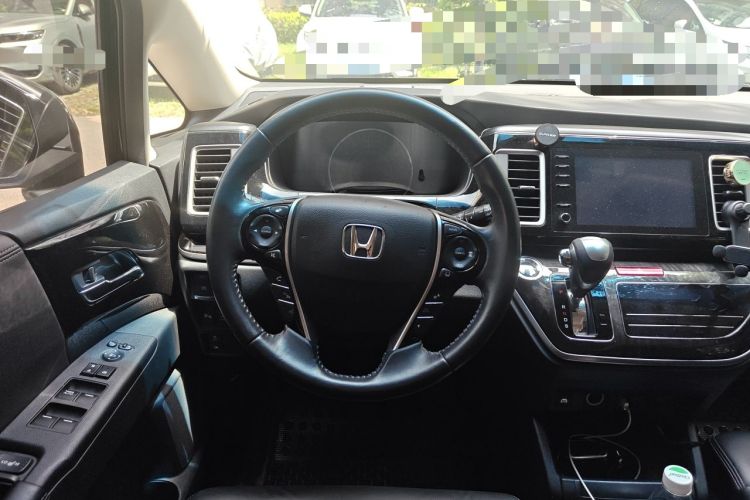 Used Honda Elysion 2019 2.0L Hybrid Luxury Edition Steering Wheel