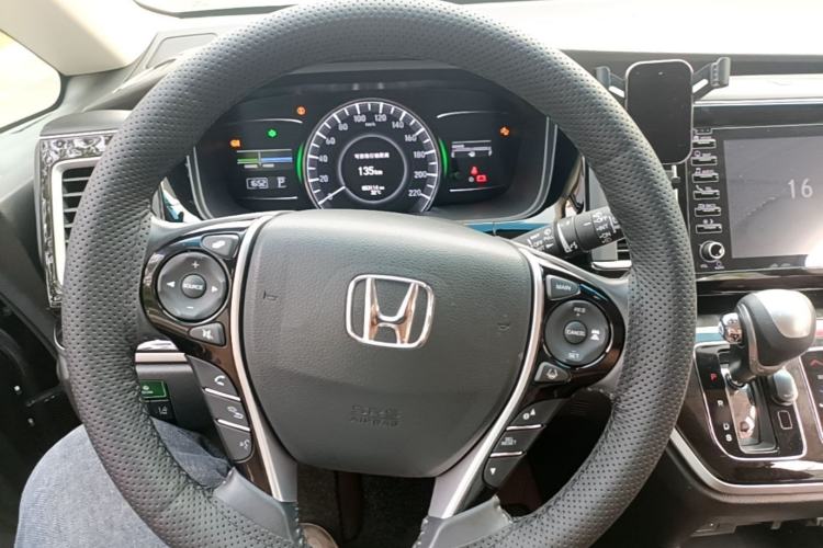 Used Honda Elysion 2019 2.0L Hybrid Supreme Edition Steering Wheel
