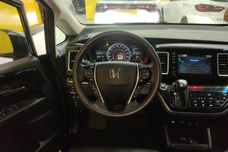 Used Honda Elysion 2019 2.0L Hybrid Luxury Edition Steering Wheel