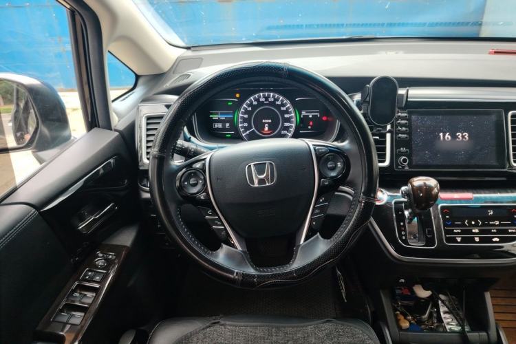 Used Honda Elysion 2019 2.0L Hybrid Luxury Edition Steering Wheel