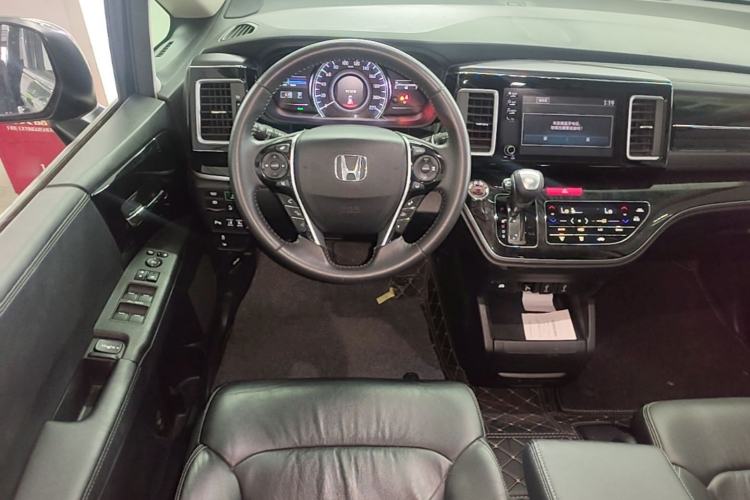 Used Honda Elysion 2019 2.0L Hybrid Supreme Edition Steering Wheel