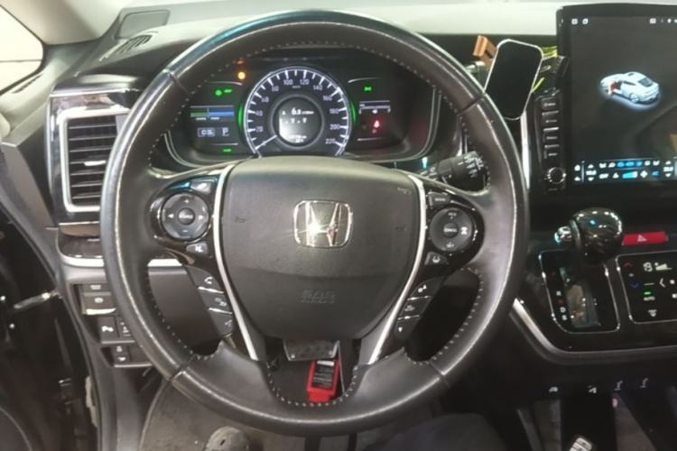 Used Honda Elysion 2019 2.0L Hybrid Supreme Edition Steering Wheel