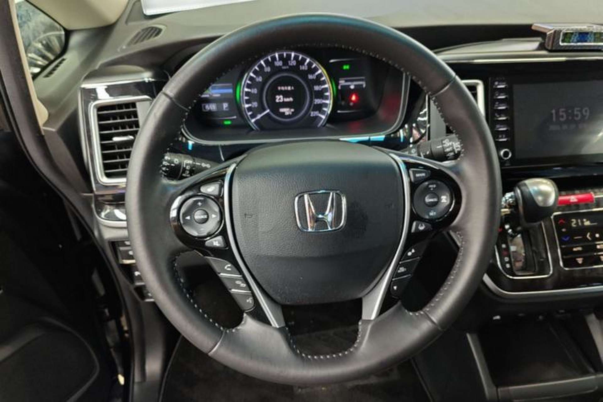 Used Honda Elysion 2019 2.0L Hybrid Supreme Edition Steering Wheel