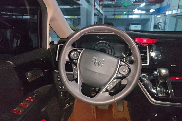 Used Honda Elysion 2019 2.0L Hybrid Luxury Edition Steering Wheel