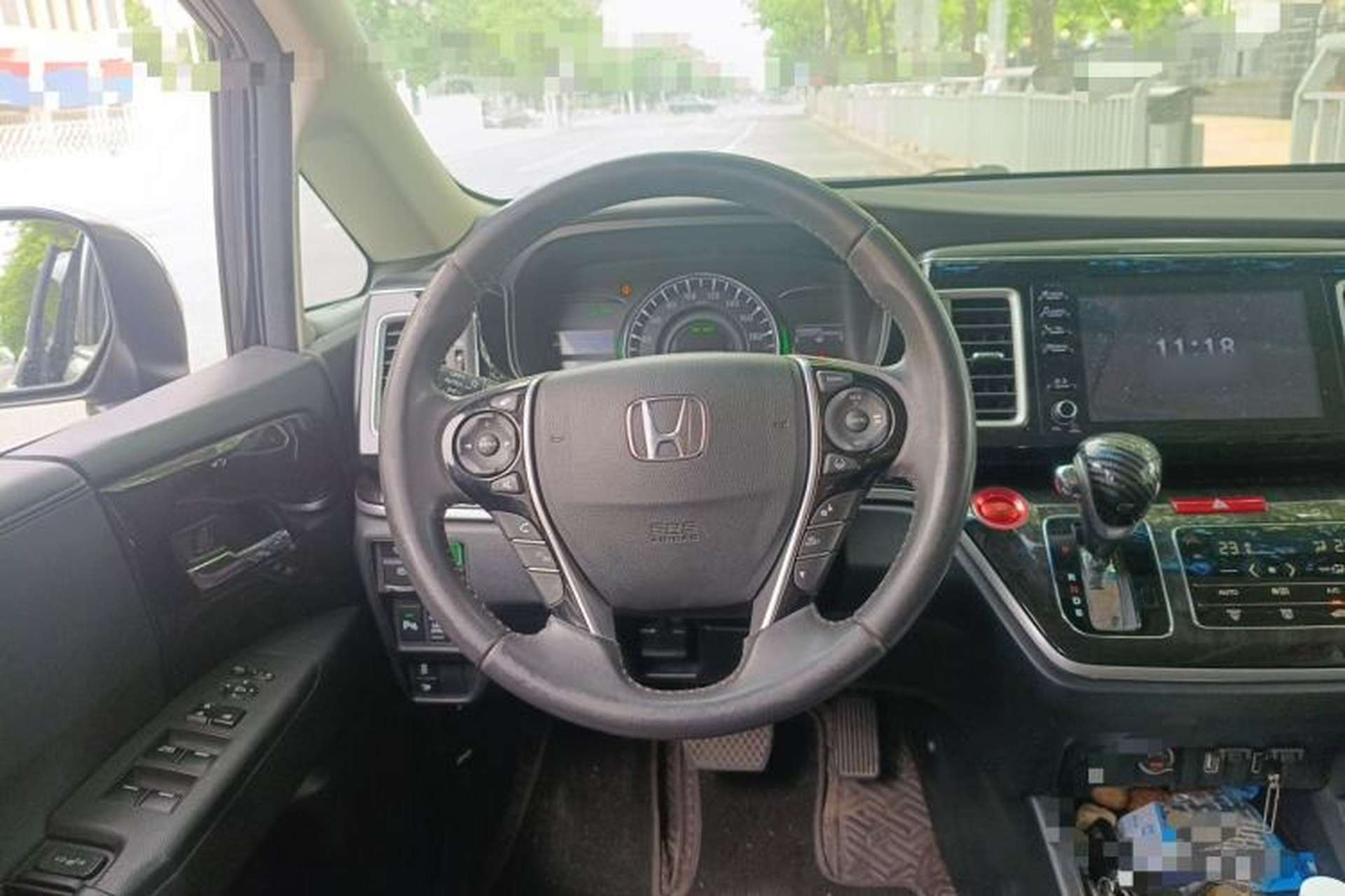 Used Honda Elysion 2019 2.0L Hybrid Luxury Edition Steering Wheel