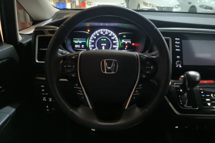 Used Honda Elysion 2019 2.0L Hybrid Luxury Edition Steering Wheel
