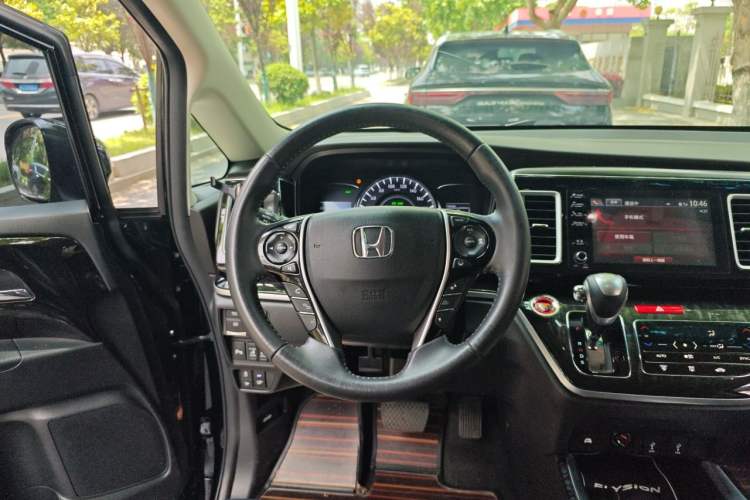 Used Honda Elysion 2019 2.0L Hybrid Luxury Edition Steering Wheel