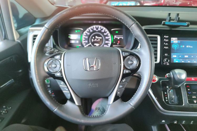 Used Honda Elysion 2019 2.0L Hybrid Luxury Edition Steering Wheel