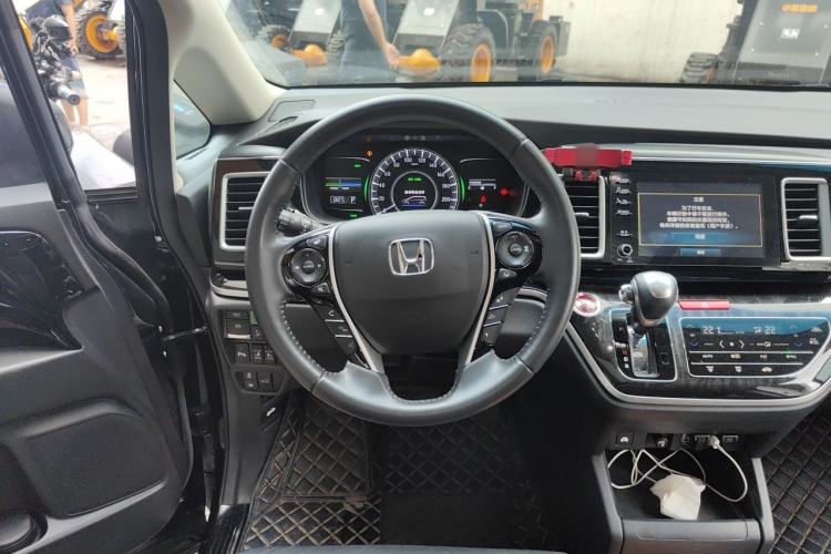 Used Honda Elysion 2019 2.0L Hybrid Luxury Edition Steering Wheel
