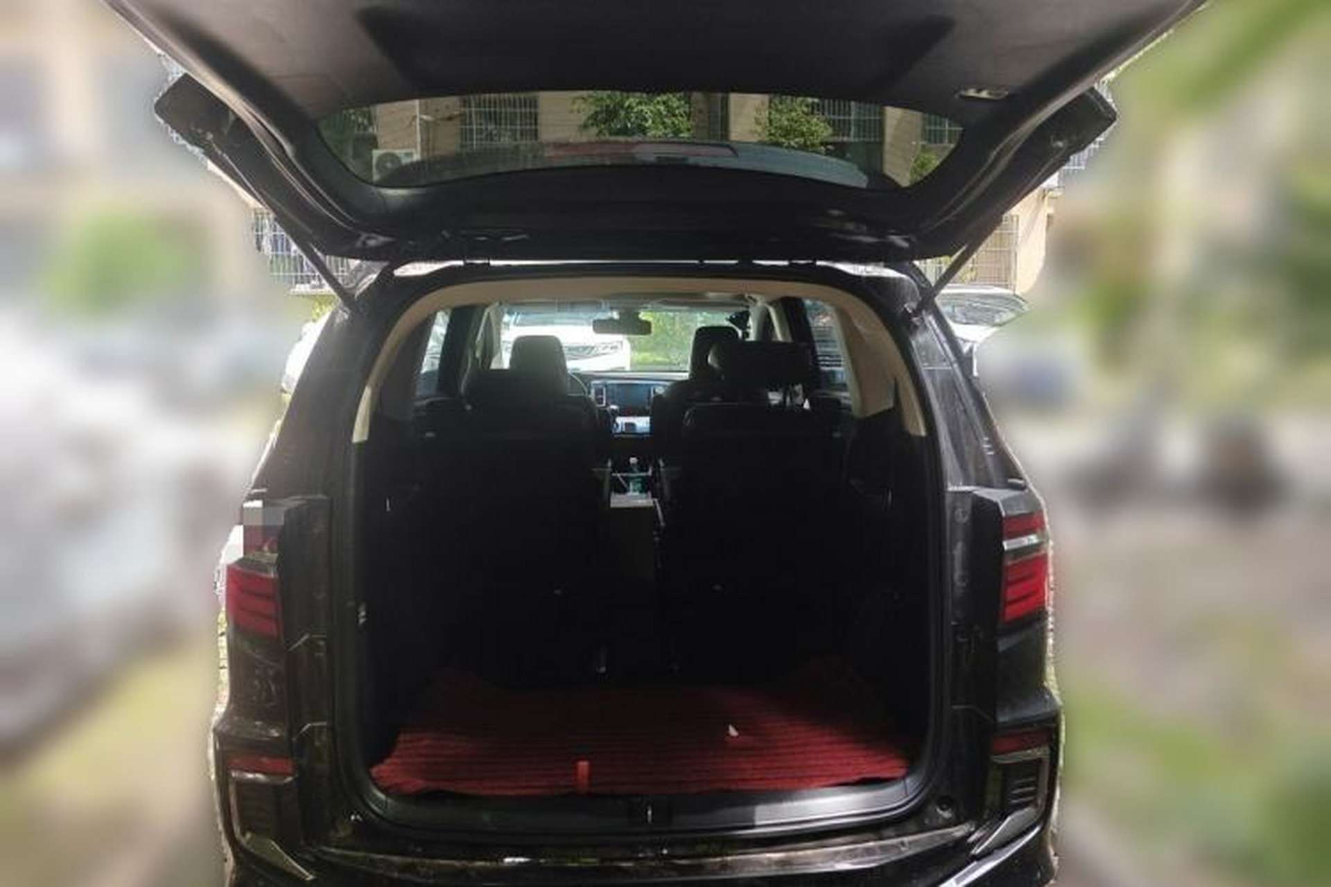 Used Honda Elysion 2019 2.0L Hybrid Luxury Edition Trunk