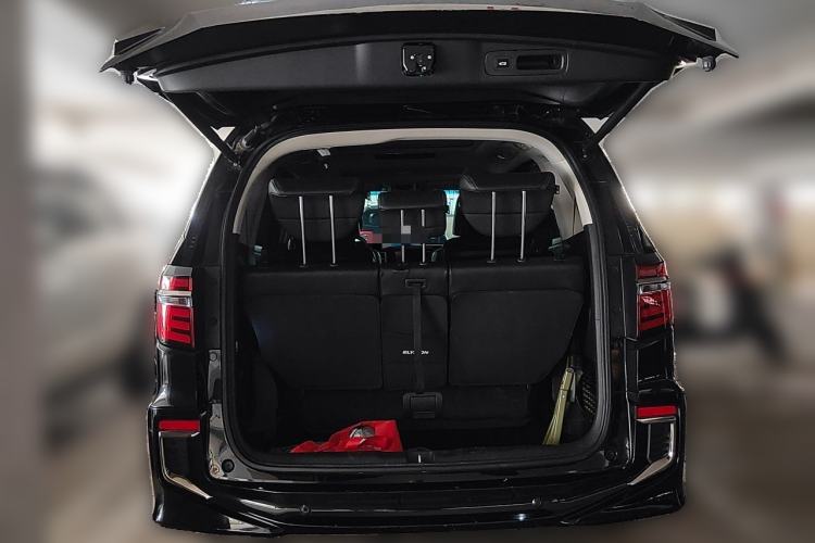 Used Honda Elysion 2019 2.0L Hybrid Supreme Edition Trunk