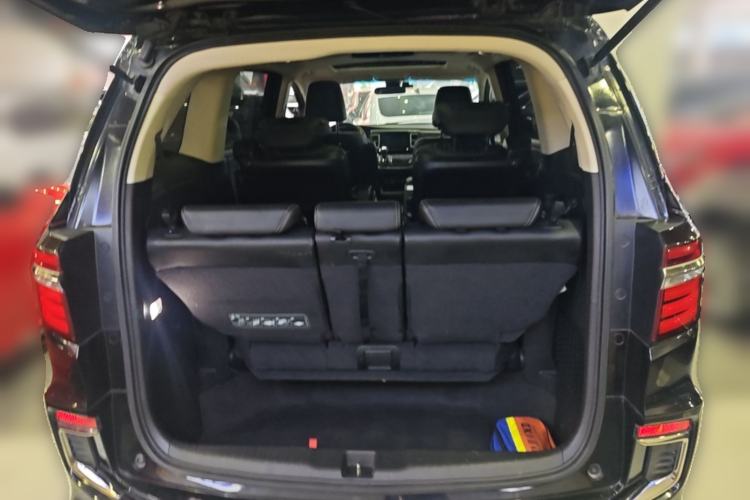 Used Honda Elysion 2019 2.0L Hybrid Luxury Edition Trunk
