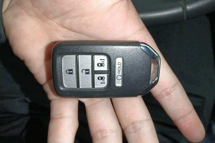 Used Honda Elysion 2019 2.0L Hybrid Luxury Edition Vehicle Key