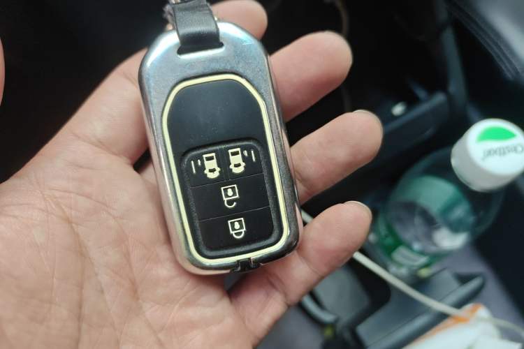 Used Honda Elysion 2019 2.0L Hybrid Luxury Edition Vehicle Key
