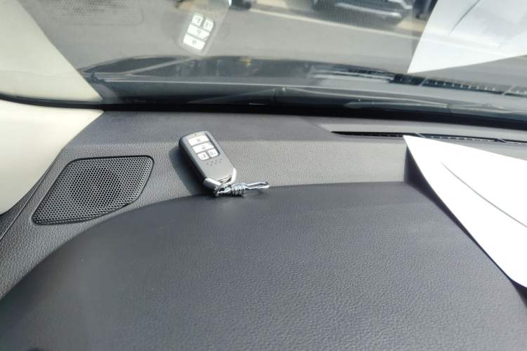 Used Honda Elysion 2019 2.0L Hybrid Luxury Edition Vehicle Key