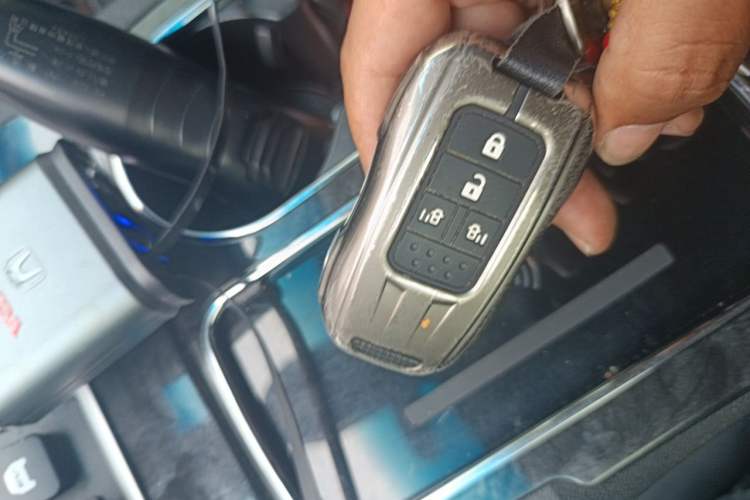 Used Honda Elysion 2019 2.0L Hybrid Comfort Edition Vehicle Key