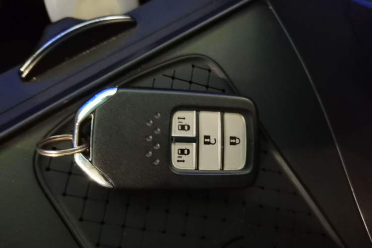 Used Honda Elysion 2019 2.0L Hybrid Luxury Edition Vehicle Key