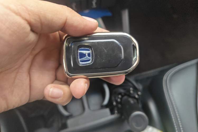 Used Honda Elysion 2019 2.0L Hybrid Luxury Edition Vehicle Key