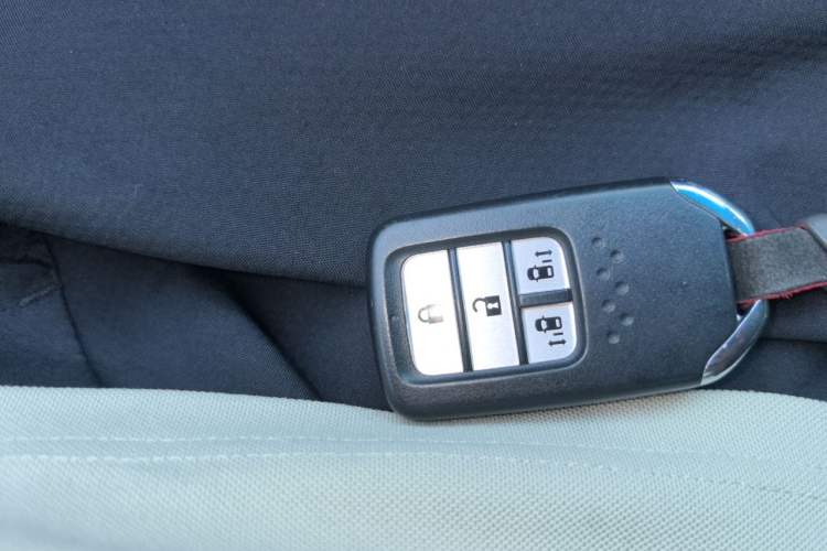 Used Honda Elysion 2019 2.0L Hybrid Luxury Edition Vehicle Key