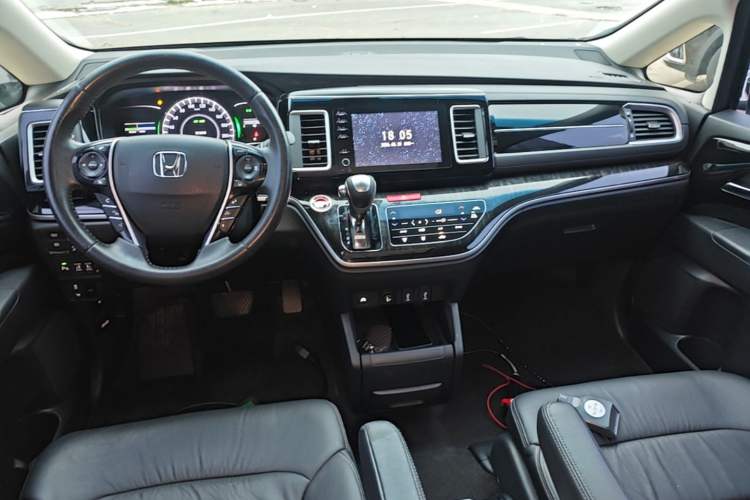 Used Honda Elysion 2019 2.0L Hybrid Luxury Edition Center Console