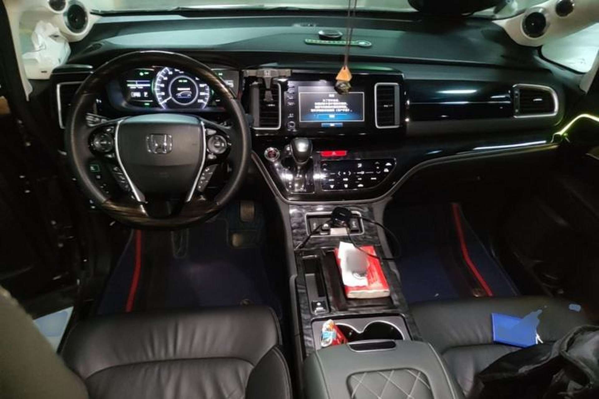 Used Honda Elysion 2019 2.0L Hybrid Luxury Edition Center Console