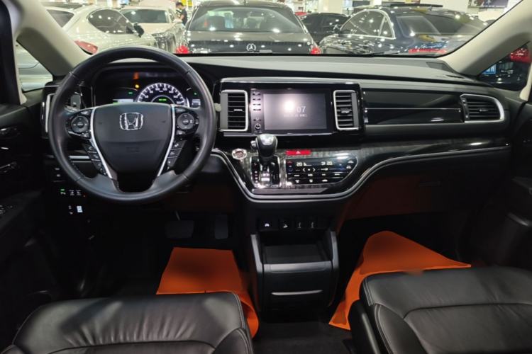 Used Honda Elysion 2019 2.0L Hybrid Luxury Edition Center Console