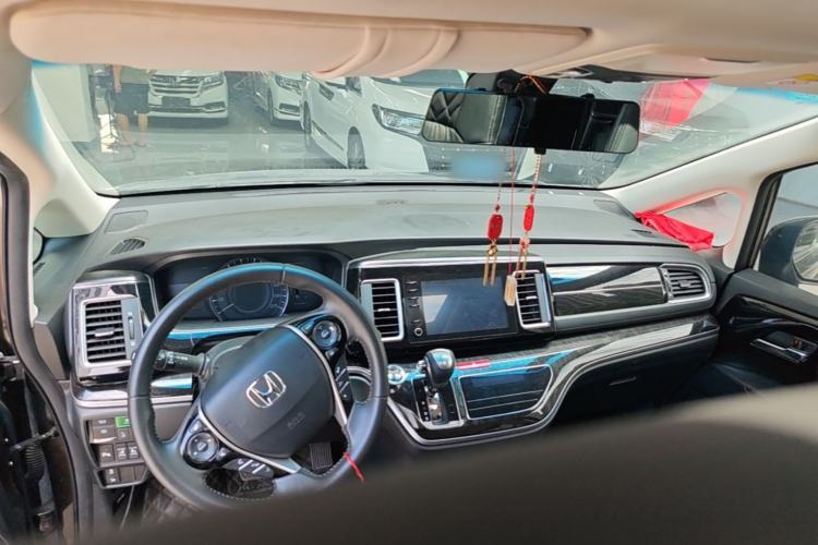Used Honda Elysion 2019 2.0L Hybrid Luxury Edition Center Console