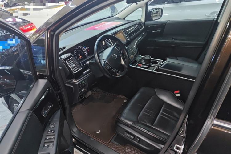 Used Honda Elysion 2019 2.0L Hybrid Luxury Edition Driver Seat
