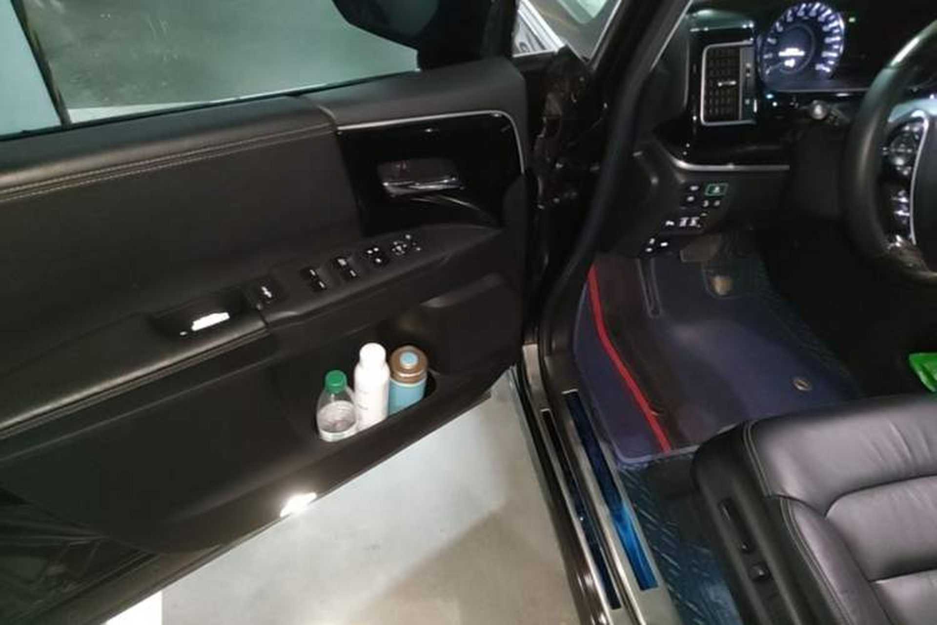 Used Honda Elysion 2019 2.0L Hybrid Luxury Edition Driver Seat