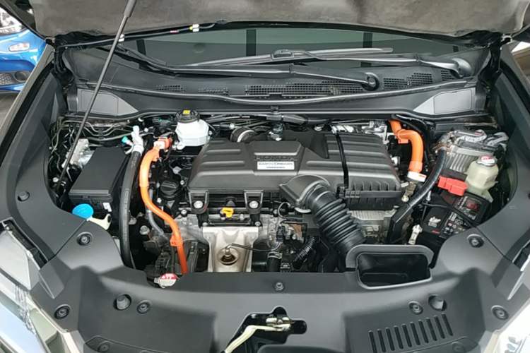 Used Honda Elysion 2019 2.0L Hybrid Luxury Edition Engine Bay