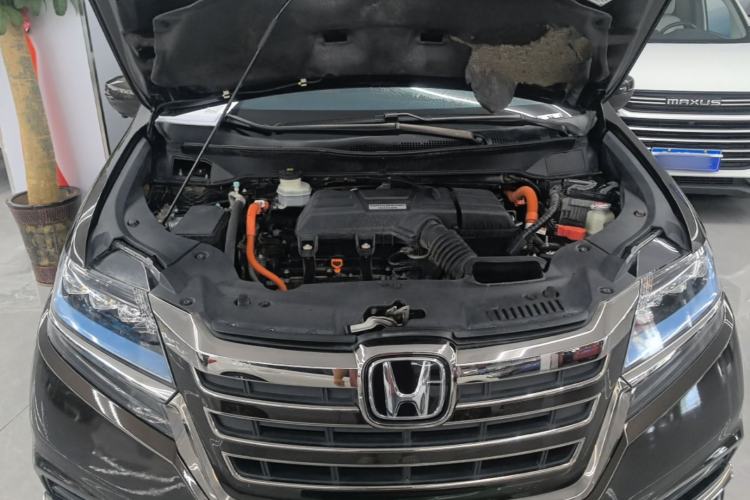 Used Honda Elysion 2019 2.0L Hybrid Luxury Edition Engine Bay