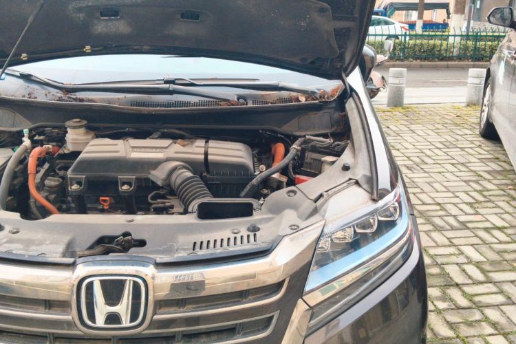 Used Honda Elysion 2019 2.0L Hybrid Luxury Edition Engine Bay Left