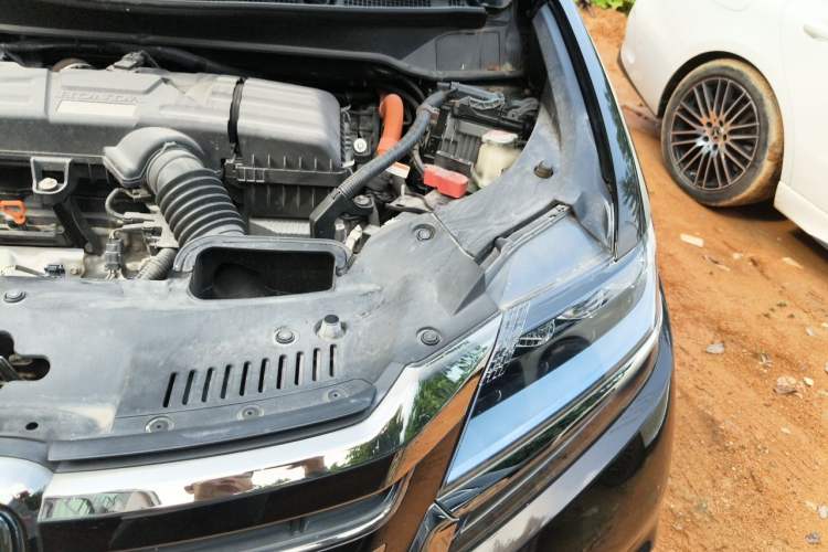 Used Honda Elysion 2019 2.0L Hybrid Luxury Edition Engine Bay Left