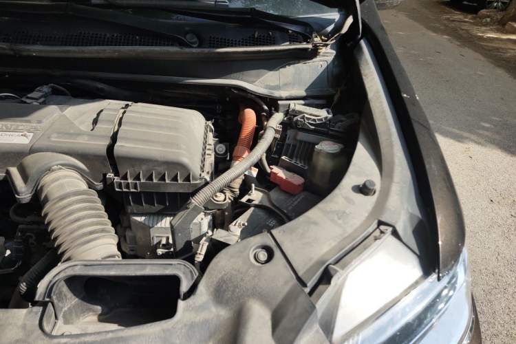 Used Honda Elysion 2019 2.0L Hybrid Luxury Edition Engine Bay Left