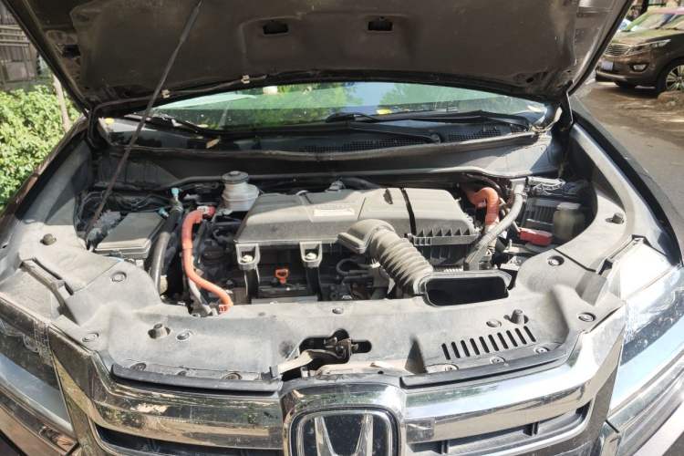 Used Honda Elysion 2019 2.0L Hybrid Luxury Edition Engine Bay