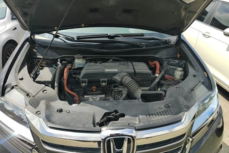 Used Honda Elysion 2019 2.0L Hybrid Luxury Edition Engine Bay