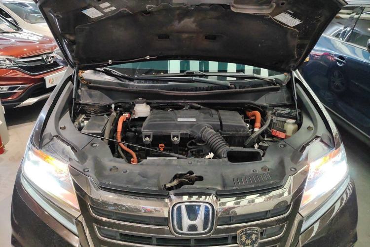 Used Honda Elysion 2019 2.0L Hybrid Luxury Edition Engine Bay