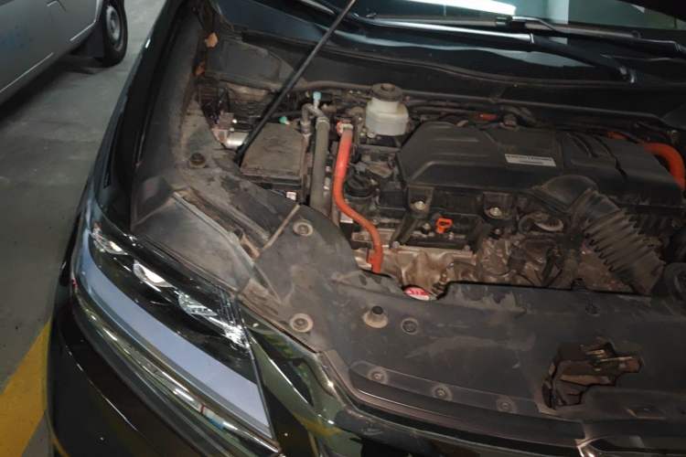 Used Honda Elysion 2019 2.0L Hybrid Luxury Edition Engine Bay Right