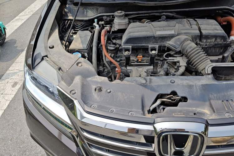 Used Honda Elysion 2019 2.0L Hybrid Supreme Edition Engine Bay Right
