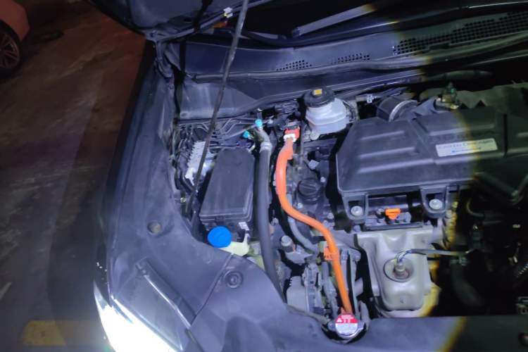 Used Honda Elysion 2019 2.0L Hybrid Luxury Edition Engine Bay Right