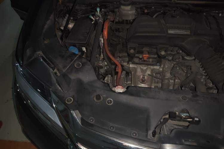 Used Honda Elysion 2019 2.0L Hybrid Supreme Edition Engine Bay Right