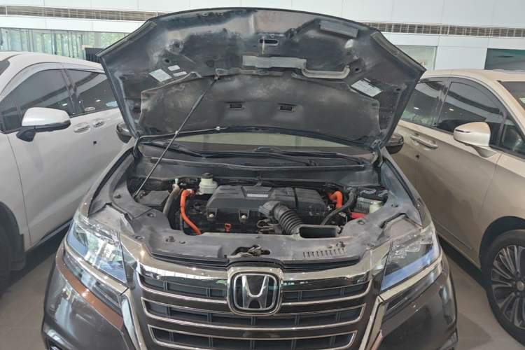 Used Honda Elysion 2019 2.0L Hybrid Comfort Edition Engine Bay