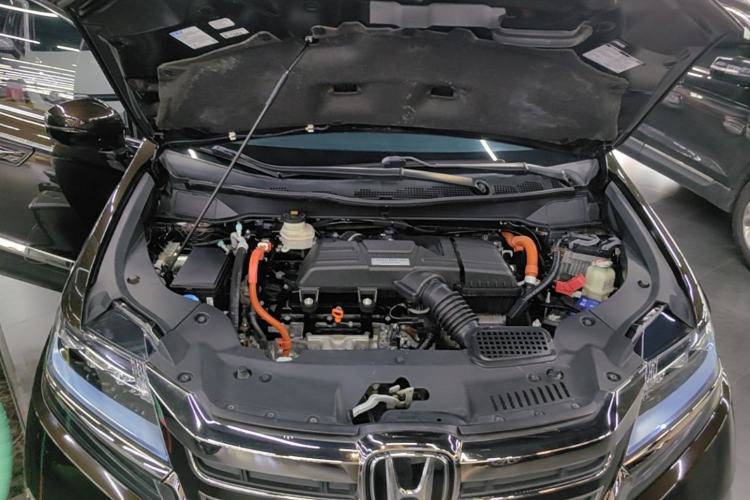 Used Honda Elysion 2019 2.0L Hybrid Luxury Edition Engine Bay