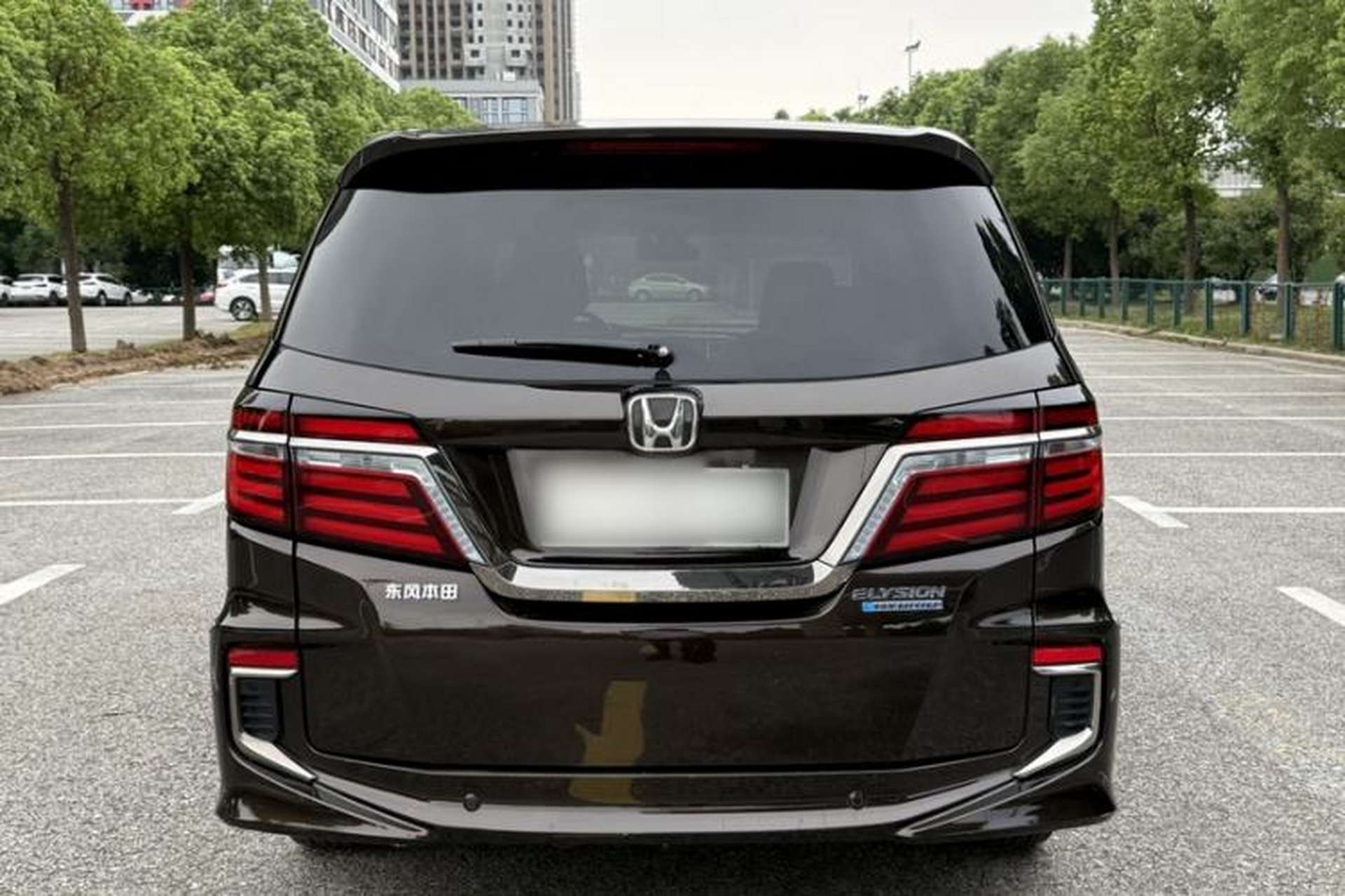 Used Honda Elysion 2019 2.0L Hybrid Luxury Edition Exterior 2