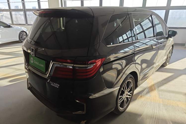 Used Honda Elysion 2019 2.0L Hybrid Supreme Edition Exterior 5