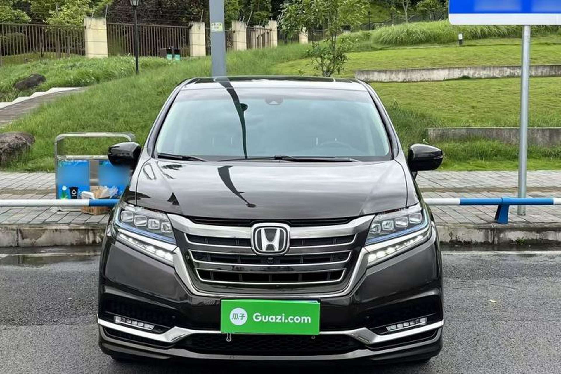 Used Honda Elysion 2019 2.0L Hybrid Supreme Edition Exterior 5
