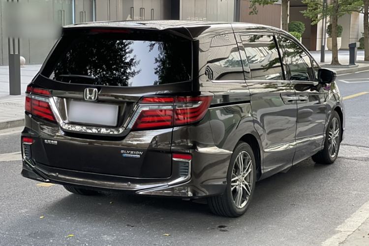 Used Honda Elysion 2019 2.0L Hybrid Supreme Edition Exterior 6
