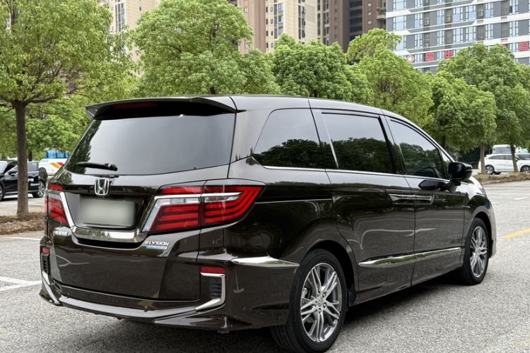 Used Honda Elysion 2019 2.0L Hybrid Luxury Edition Exterior 8